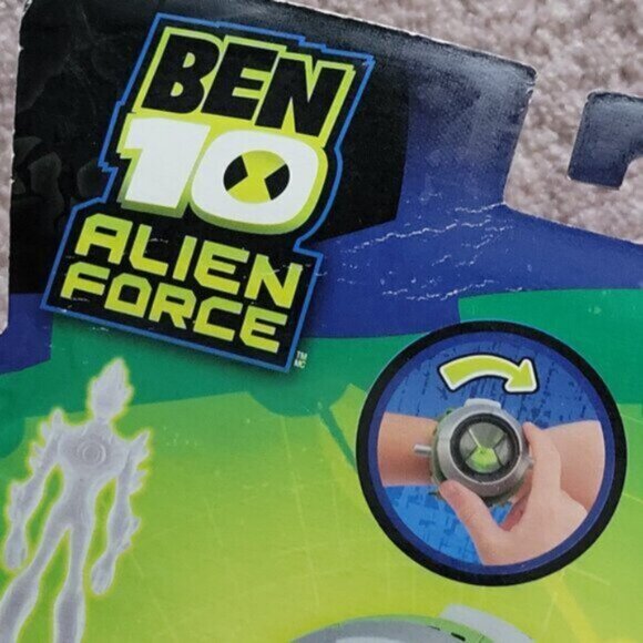 NEW Ben 10 Ultimate Omnitrix Watch Toy NWT Ben10 Alien Force BanDai - Picture 11 of 12
